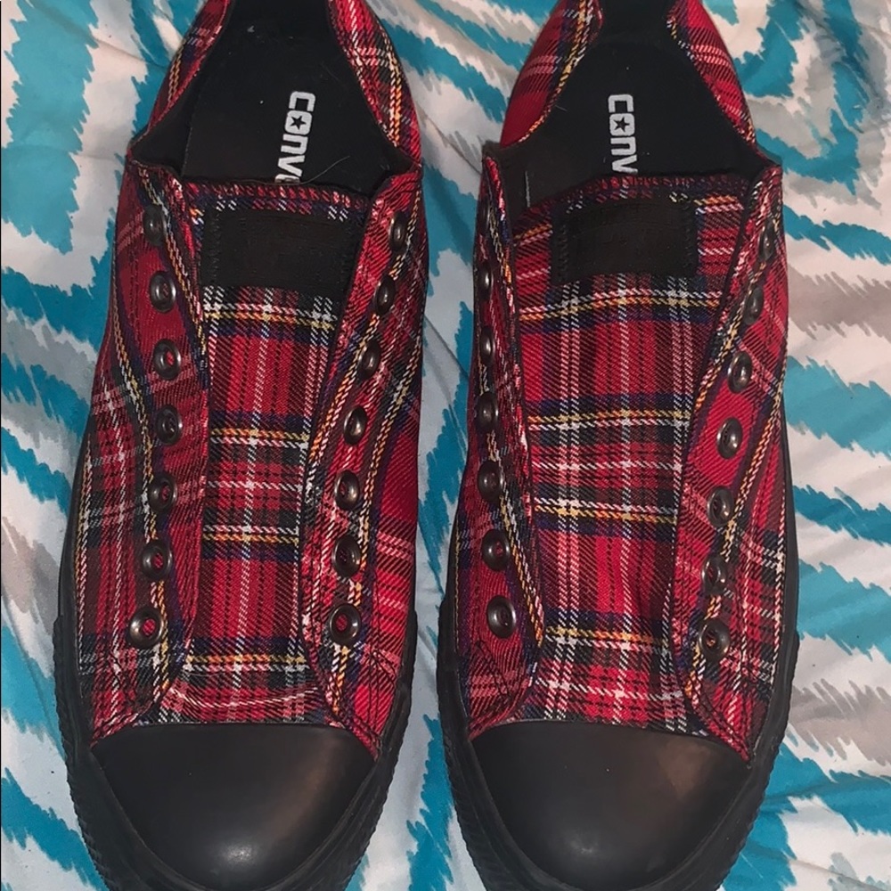 Red plaid converse